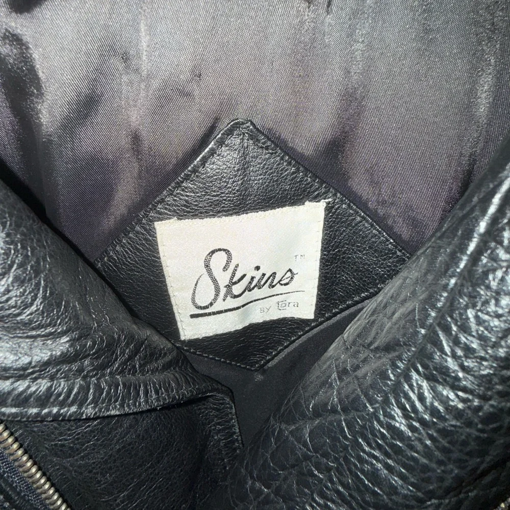 Vintage black leather bomber jacket. Genuine leather. Size M - Picture 6 of 6